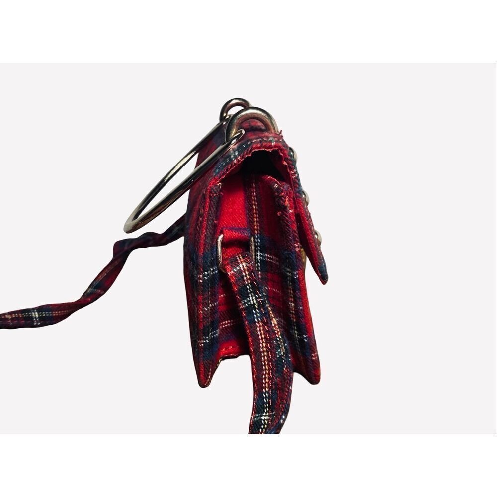 Olivia Miller Plaid Crossbody - Picture 4 of 6